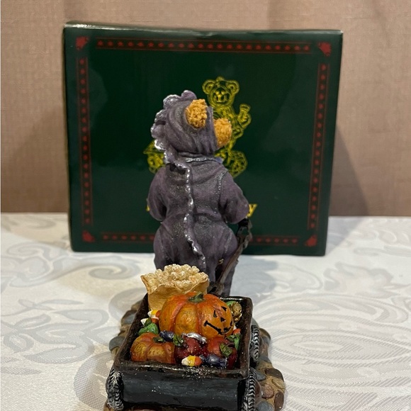 Boyds Bears Purple and Brown Halloween Bear Figurine - Picture 2 of 4